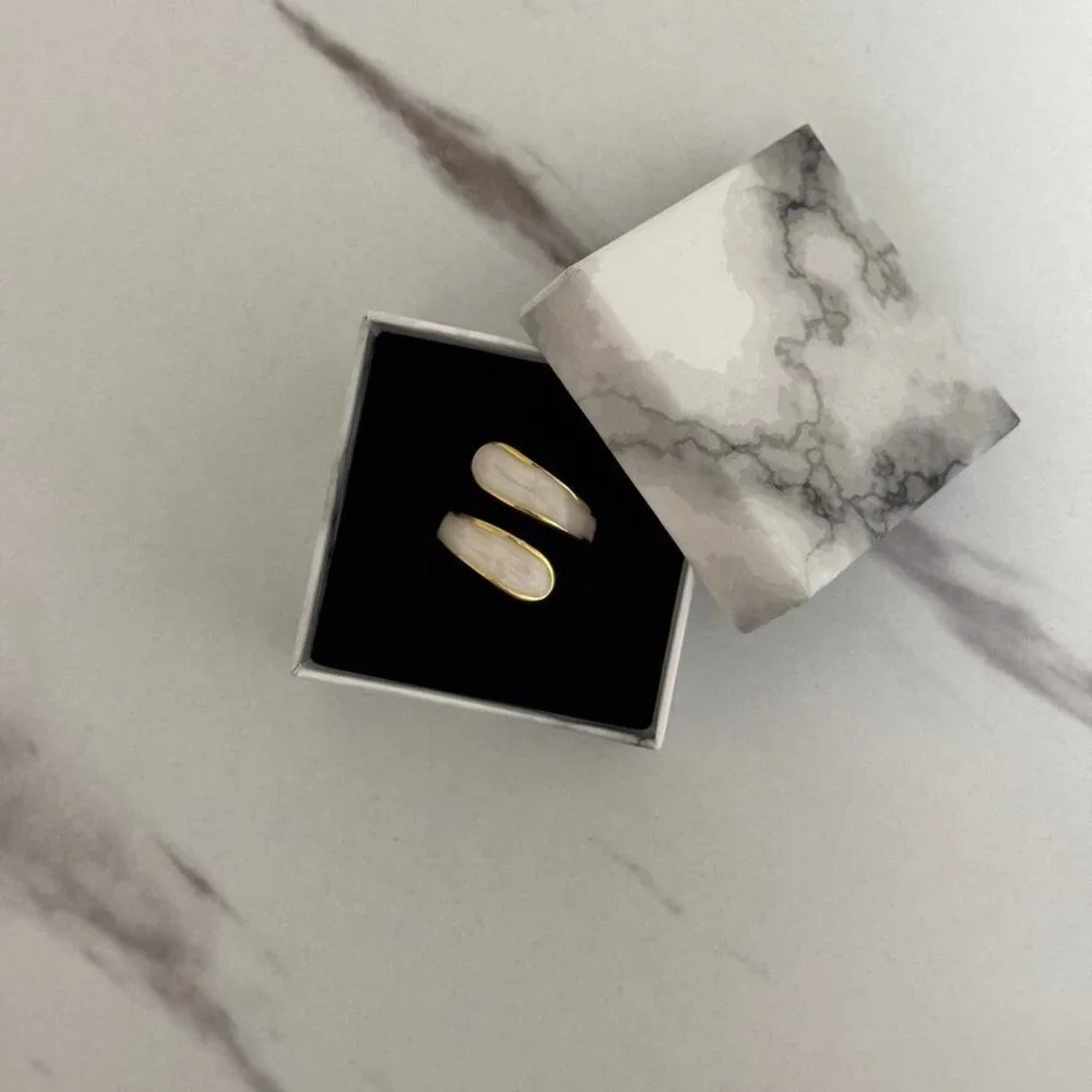 SKU:0202 gold white drop ring stainless steel waterproof‎ Size 5 -9 + gift bag